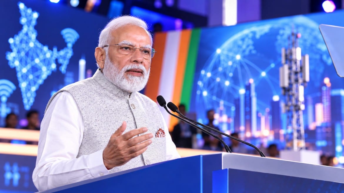 PM मोदी ने India Mobile Congress के 10वें संस्करण का उद्घाटन किया